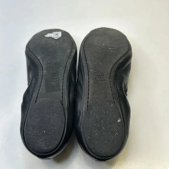 Tory Burch Ballet Flats Slip On Scrunch Back T Logo Leather Black Gold Size 7 - Picture 9 of 11